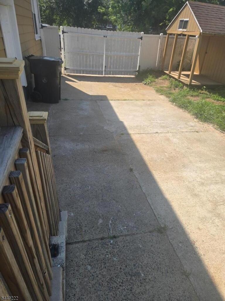 Property listing MLS 4042943 photo 17