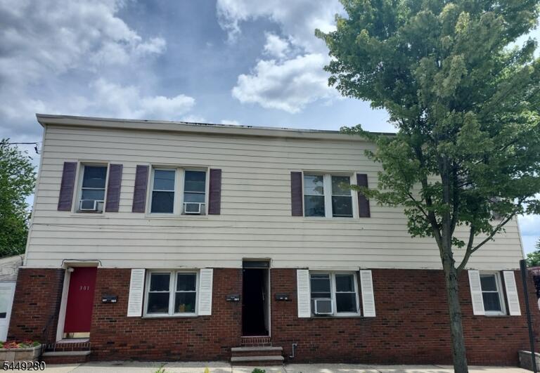 Property listing MLS 4043003 photo 1