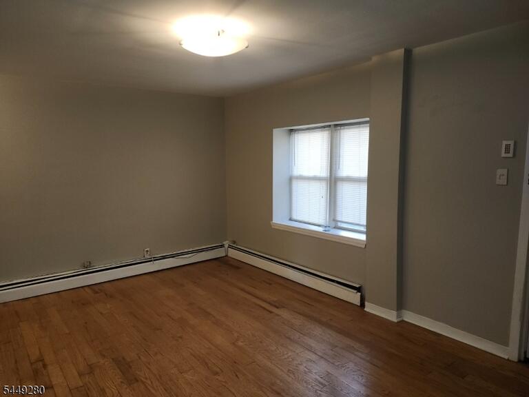 Property listing MLS 4043003 photo 11