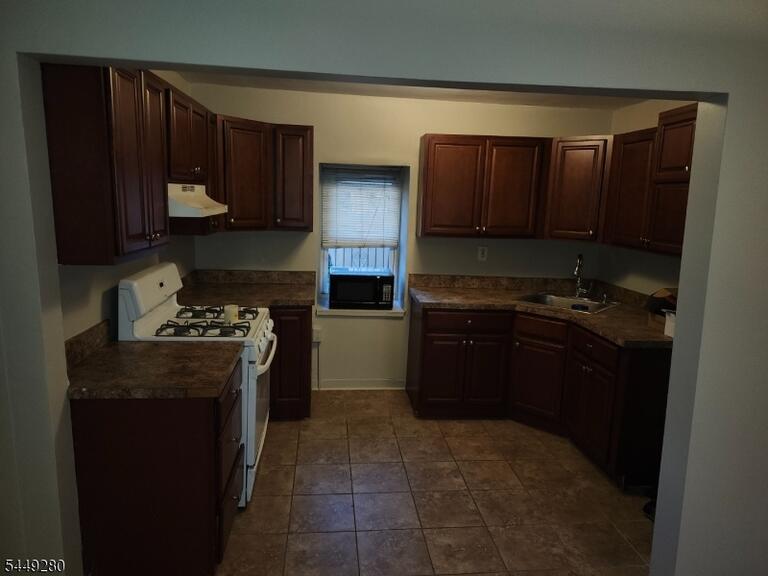Property listing MLS 4043003 photo 13