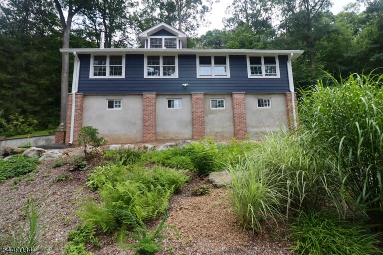 Property listing MLS 4043024 photo 38