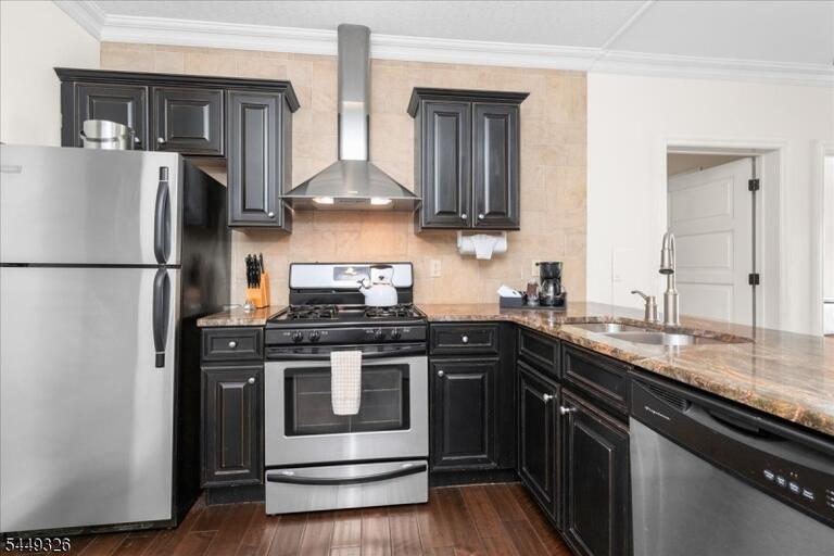 Property listing MLS 4043048 photo 44