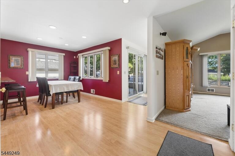 Property listing MLS 4043112 photo 11