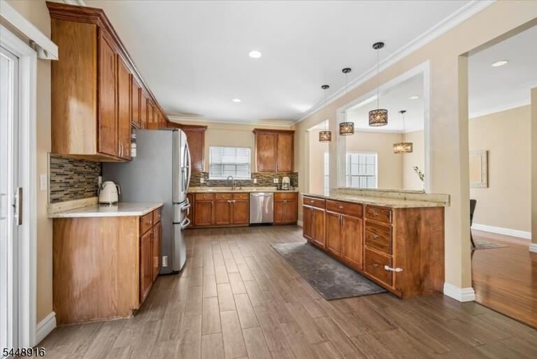 Property listing MLS 4043163 photo 7