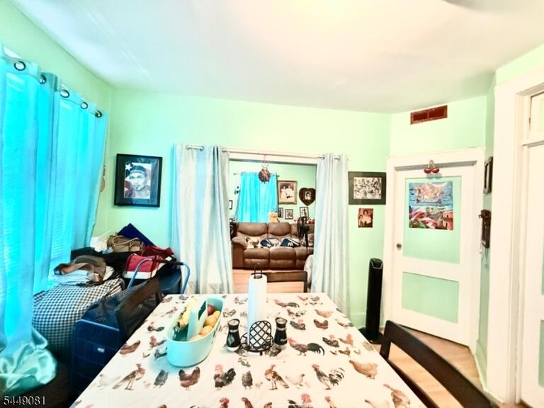 Property listing MLS 4043179 photo 11