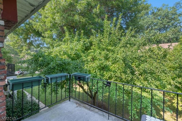 Property listing MLS 4043187 photo 16