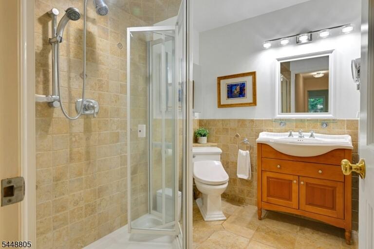 Property listing MLS 4043390 photo 22