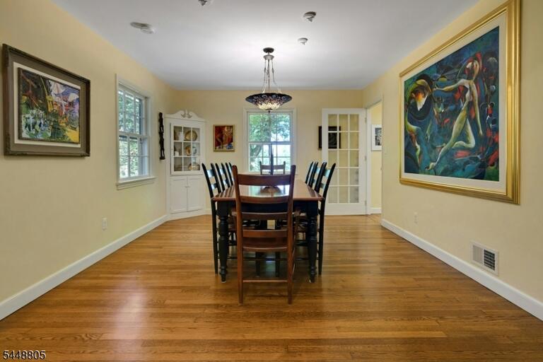 Property listing MLS 4043390 photo 3