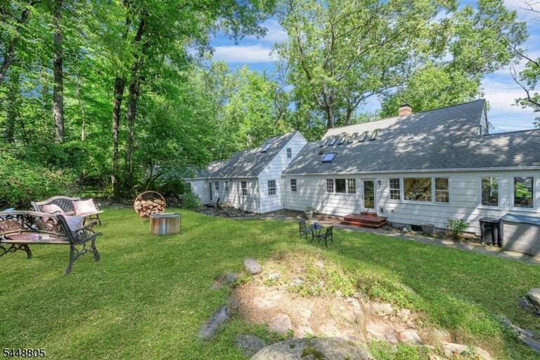 Property listing MLS 4043390 photo 43