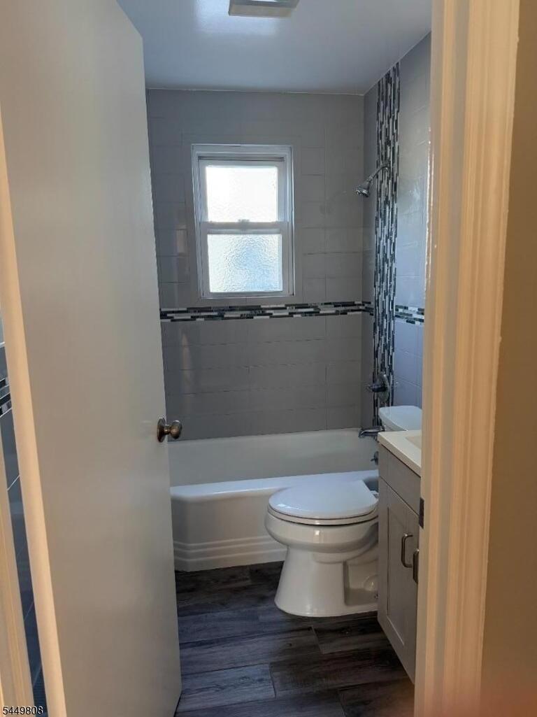 Property listing MLS 4043395 photo 7