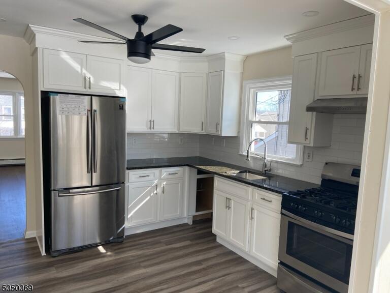 Property listing MLS 4043504 photo 16