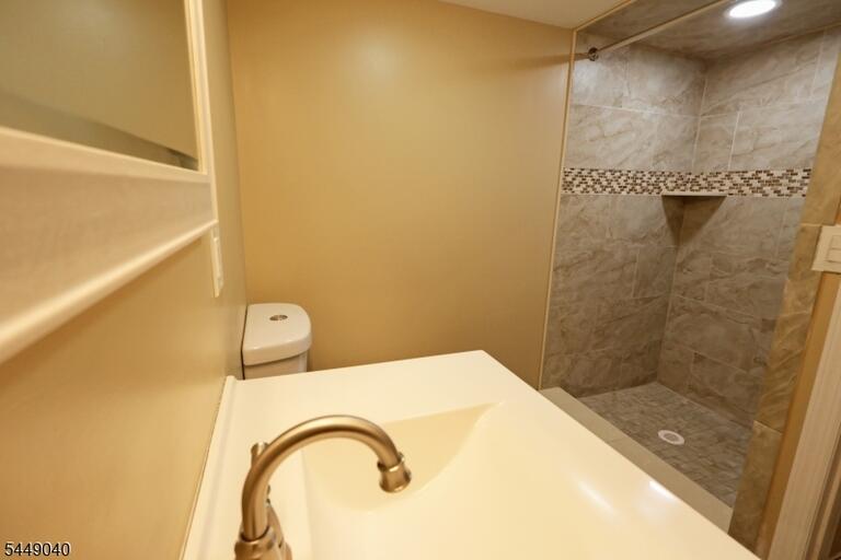 Property listing MLS 4043553 photo 15