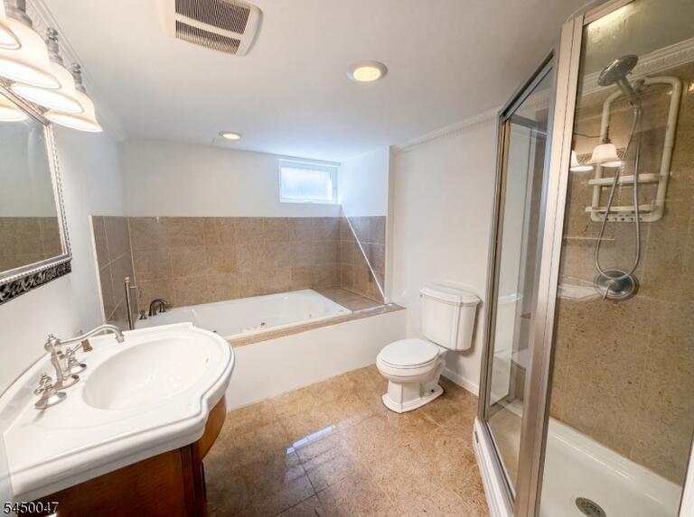 Property listing MLS 4043561 photo 10