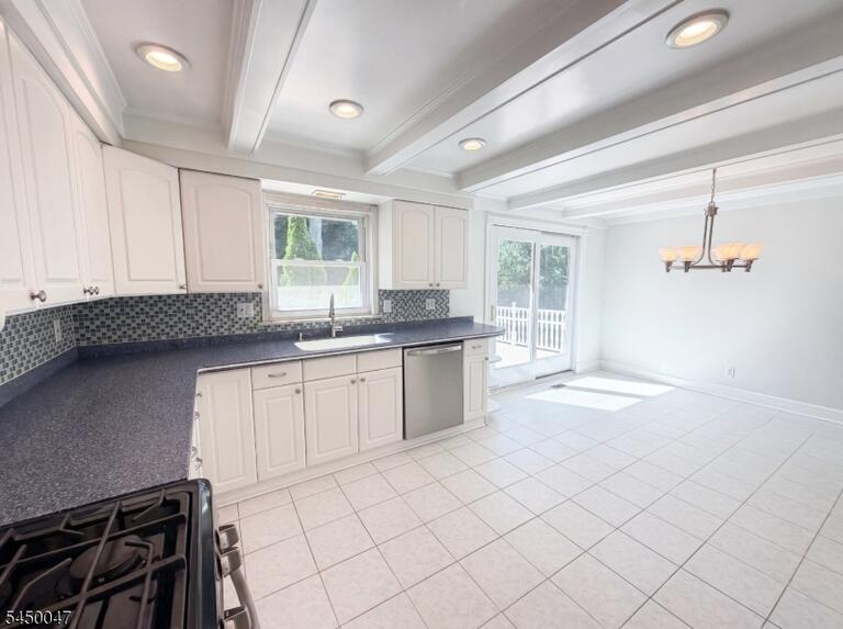Property listing MLS 4043561 photo 6