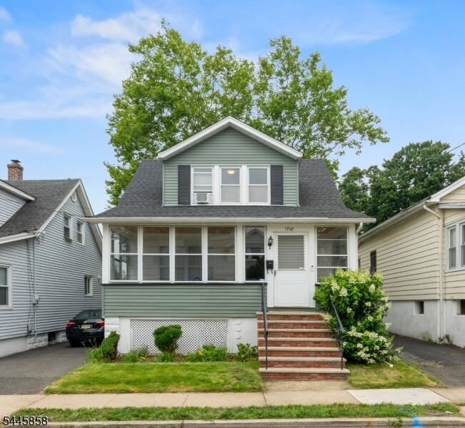 Property listing MLS 4043582 photo 1