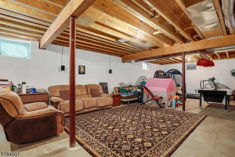 Property listing MLS 4043701 photo 32