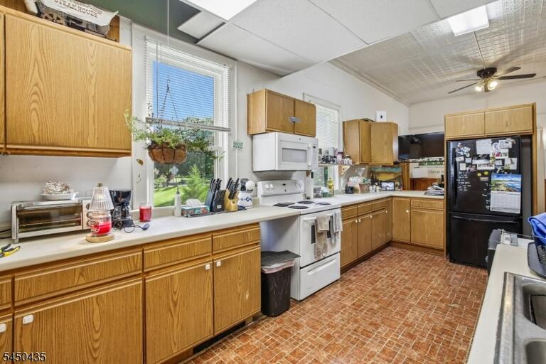 Property listing MLS 4043923 photo 25