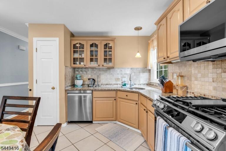 Property listing MLS 4043949 photo 13