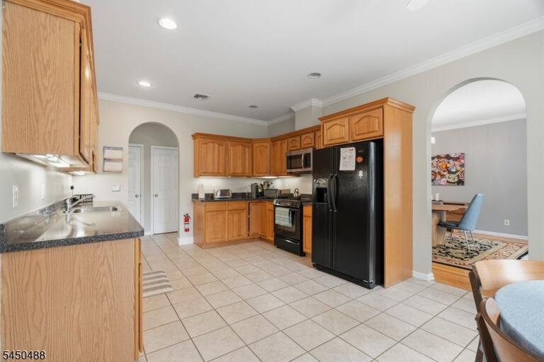 Property listing MLS 4043954 photo 10