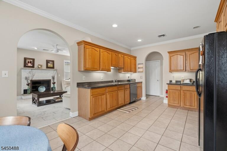 Property listing MLS 4043954 photo 11