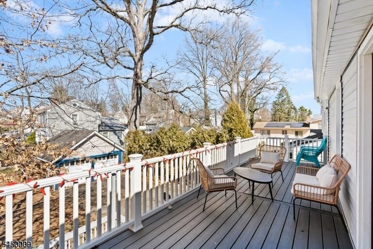 Property listing MLS 4044014 photo 14
