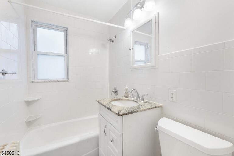 Property listing MLS 4044103 photo 14