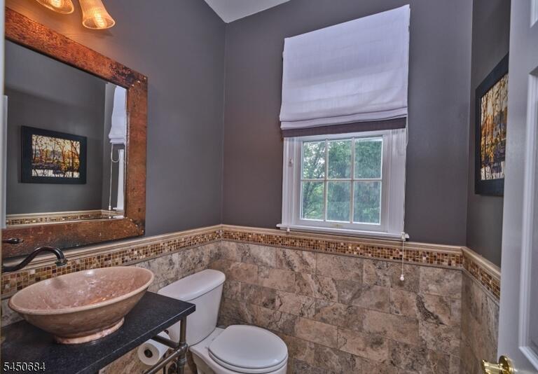 Property listing MLS 4044149 photo 12