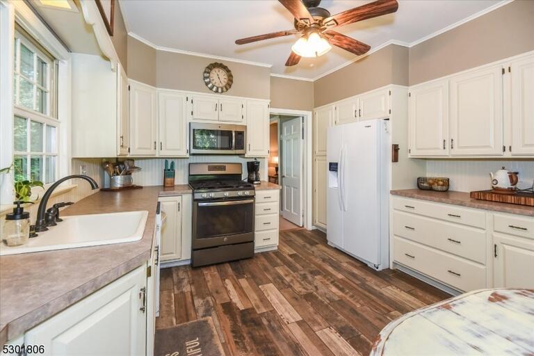 Property listing MLS 4044180 photo 19