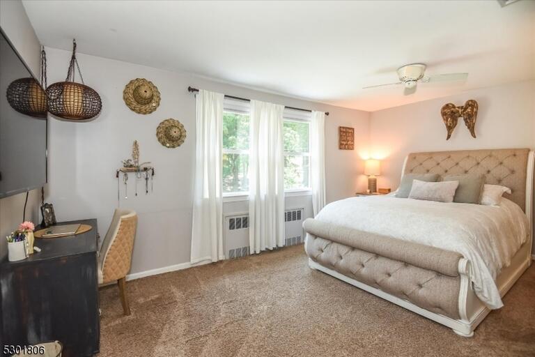 Property listing MLS 4044180 photo 24