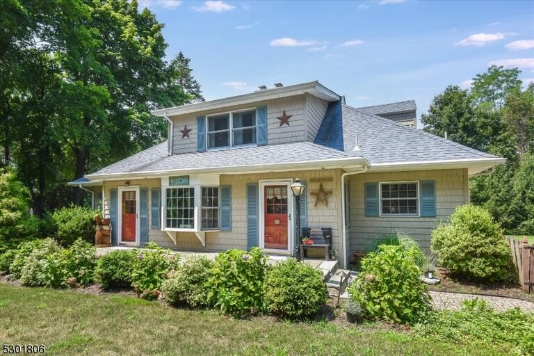 Property listing MLS 4044180 photo 37