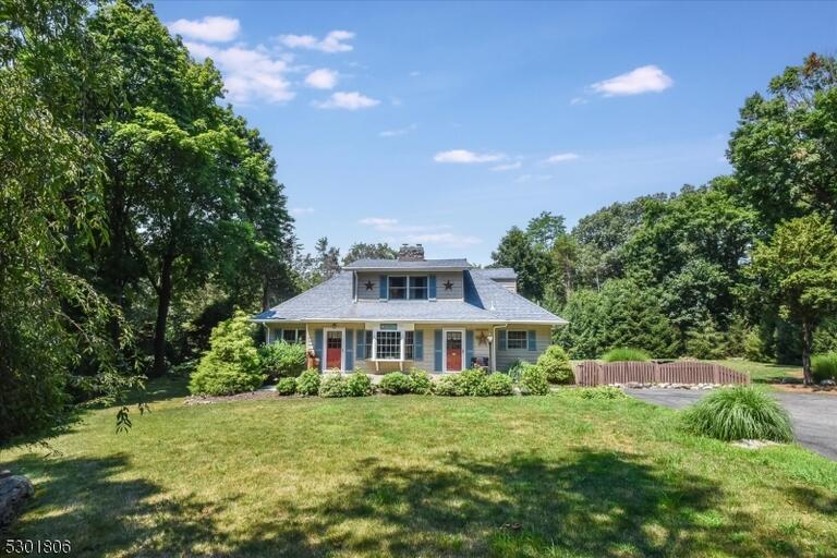 Property listing MLS 4044180 photo 38