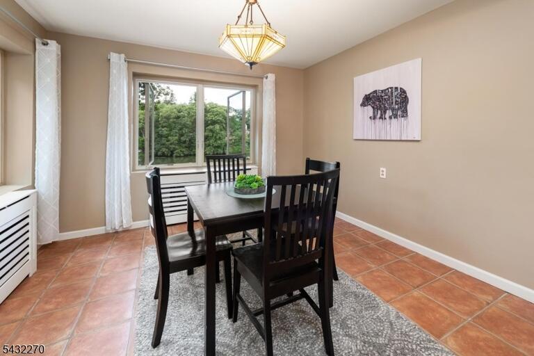 Property listing MLS 4044187 photo 4