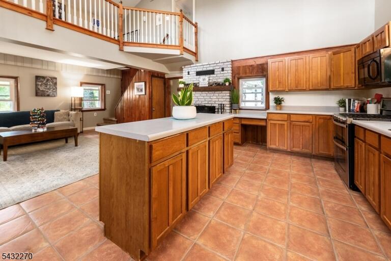 Property listing MLS 4044187 photo 9