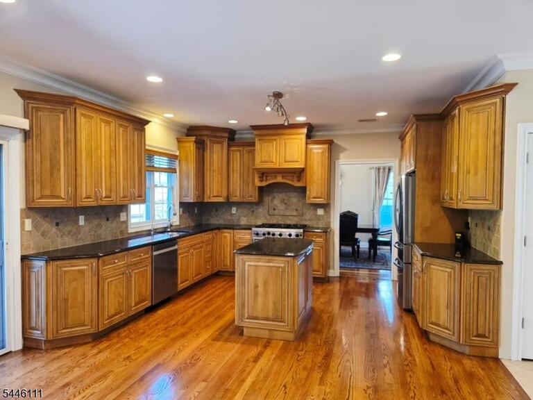 Property listing MLS 4044188 photo 10