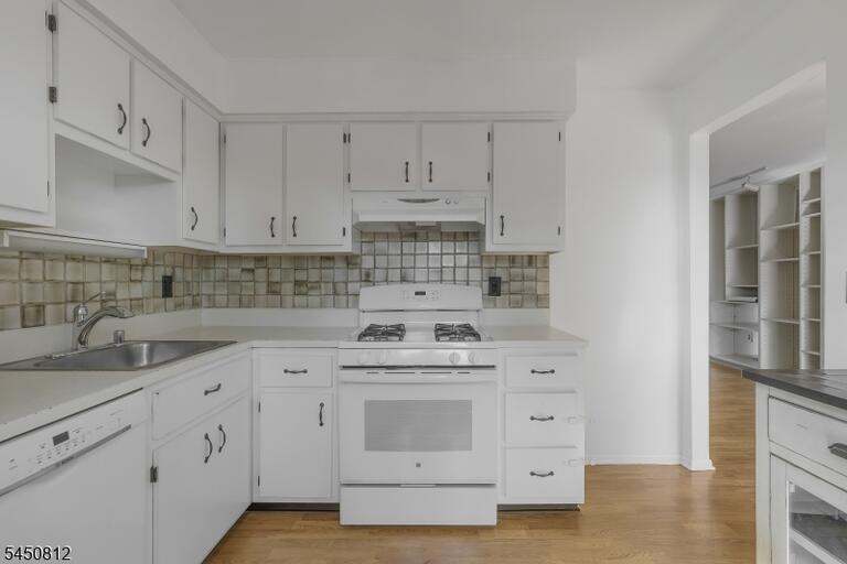 Property listing MLS 4044360 photo 11