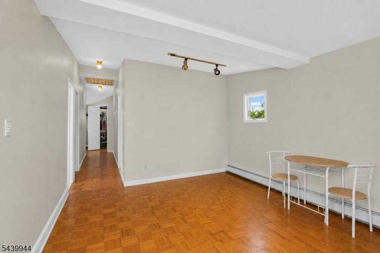 Property listing MLS 4044430 photo 25