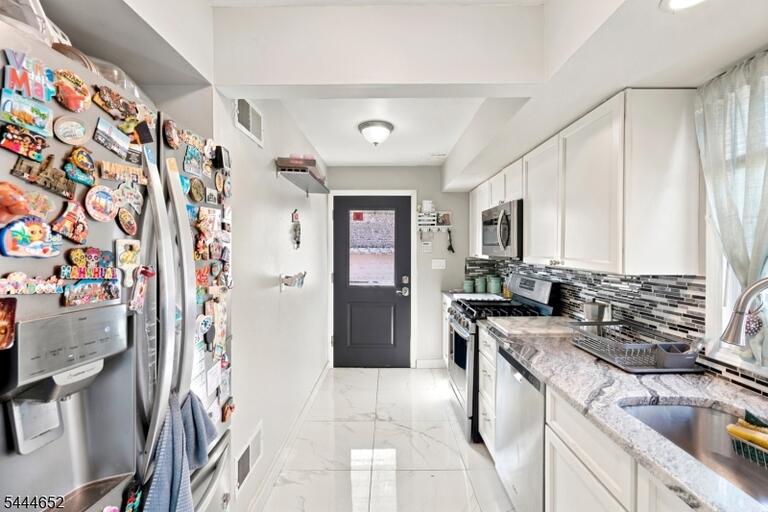 Property listing MLS 4044456 photo 14
