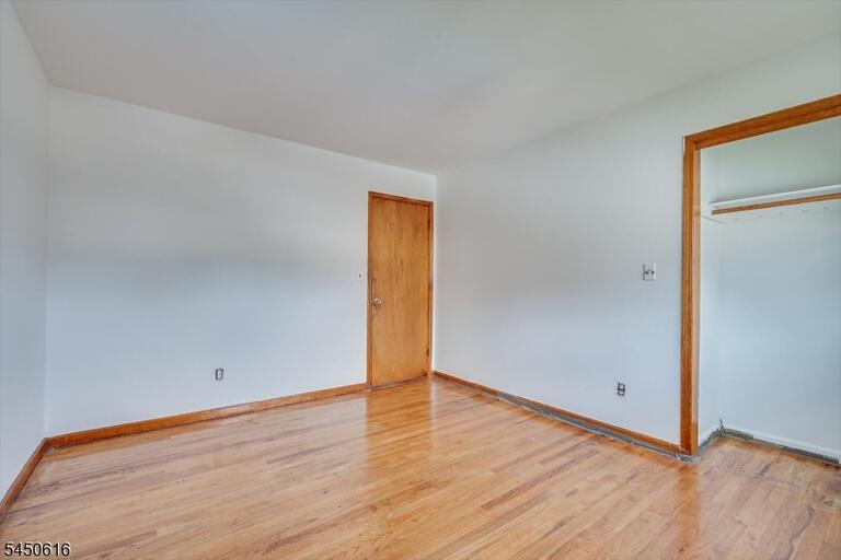 Property listing MLS 4044489 photo 36