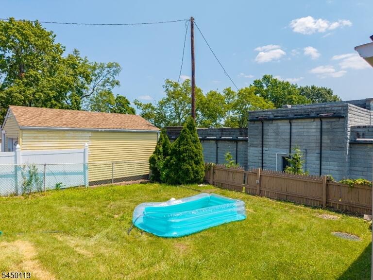Property listing MLS 4044580 photo 24