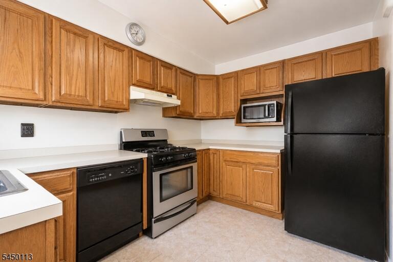 Property listing MLS 4044580 photo 3