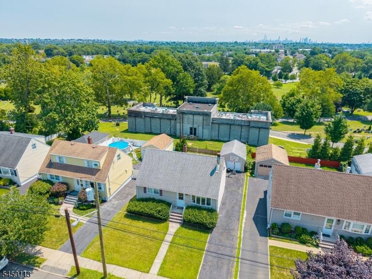 Property listing MLS 4044580 photo 31