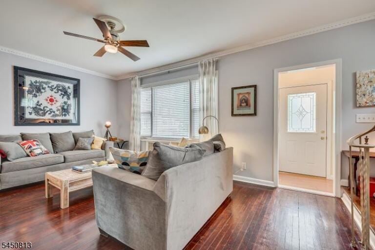 Property listing MLS 4044606 photo 3