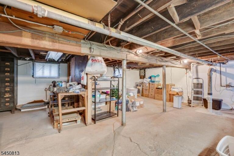 Property listing MLS 4044606 photo 34