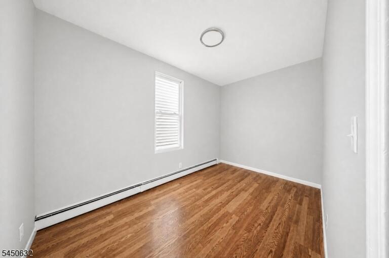 Property listing MLS 4044725 photo 8