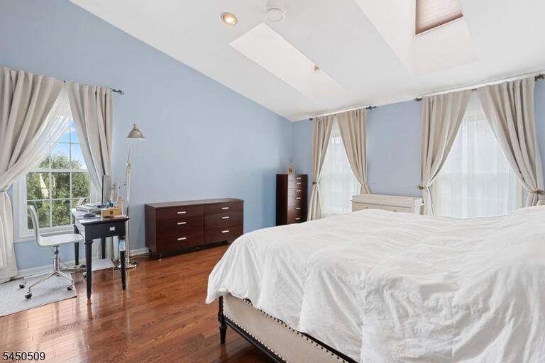 Property listing MLS 4044752 photo 11