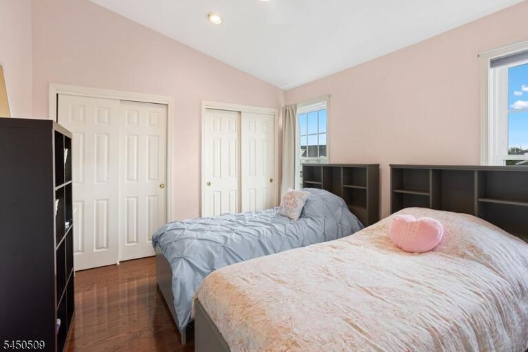 Property listing MLS 4044752 photo 17