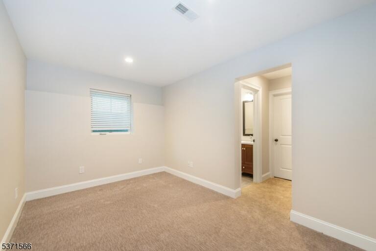 Property listing MLS 4044822 photo 19