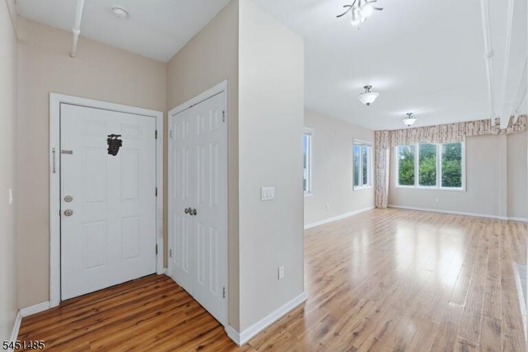 Property listing MLS 4044850 photo 29