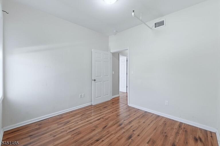 Property listing MLS 4044850 photo 33