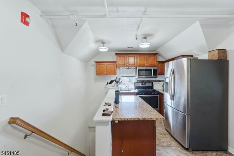 Property listing MLS 4044850 photo 38